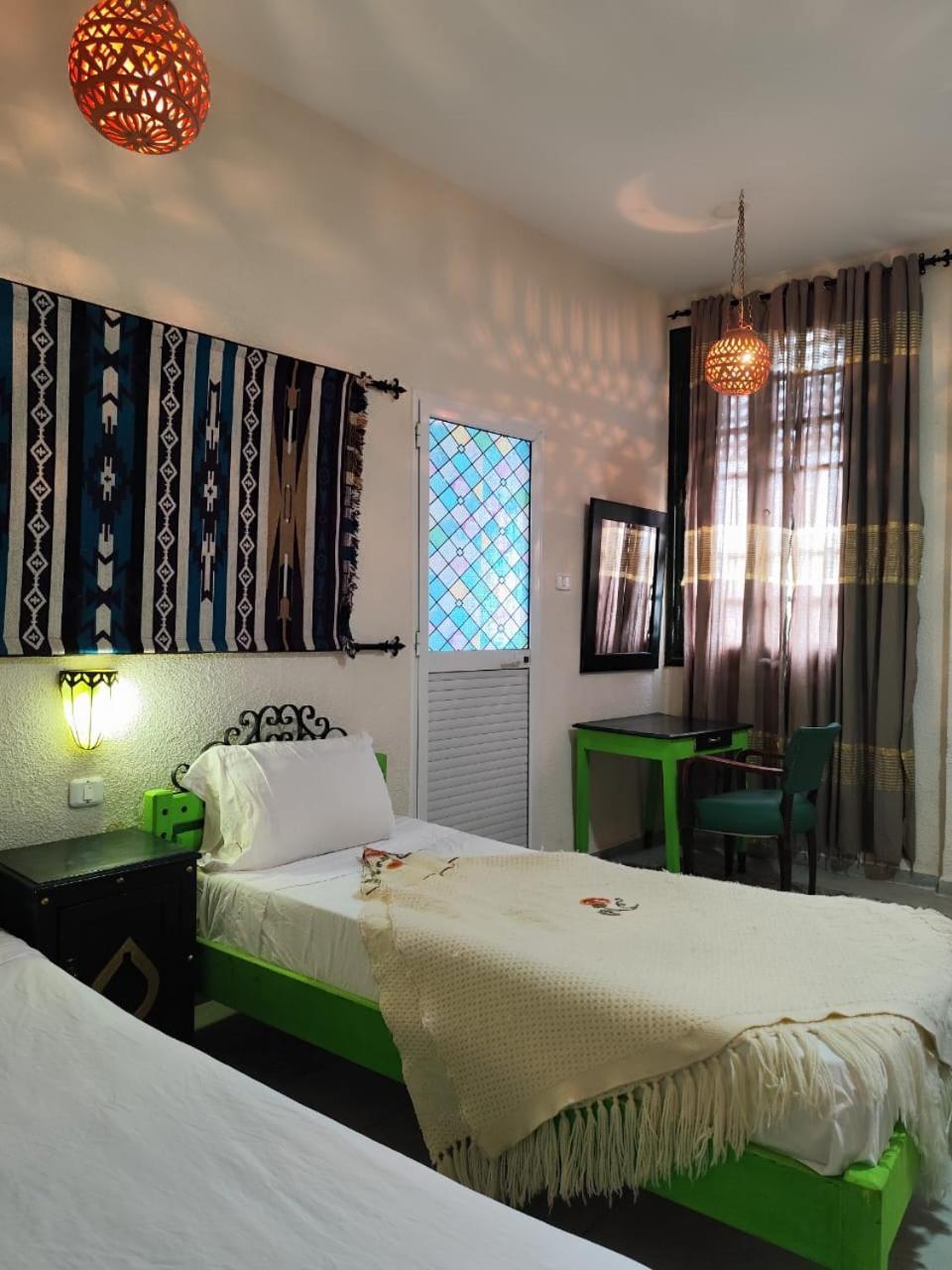 Hotel Ayachi ตูนิส ภายนอก รูปภาพ